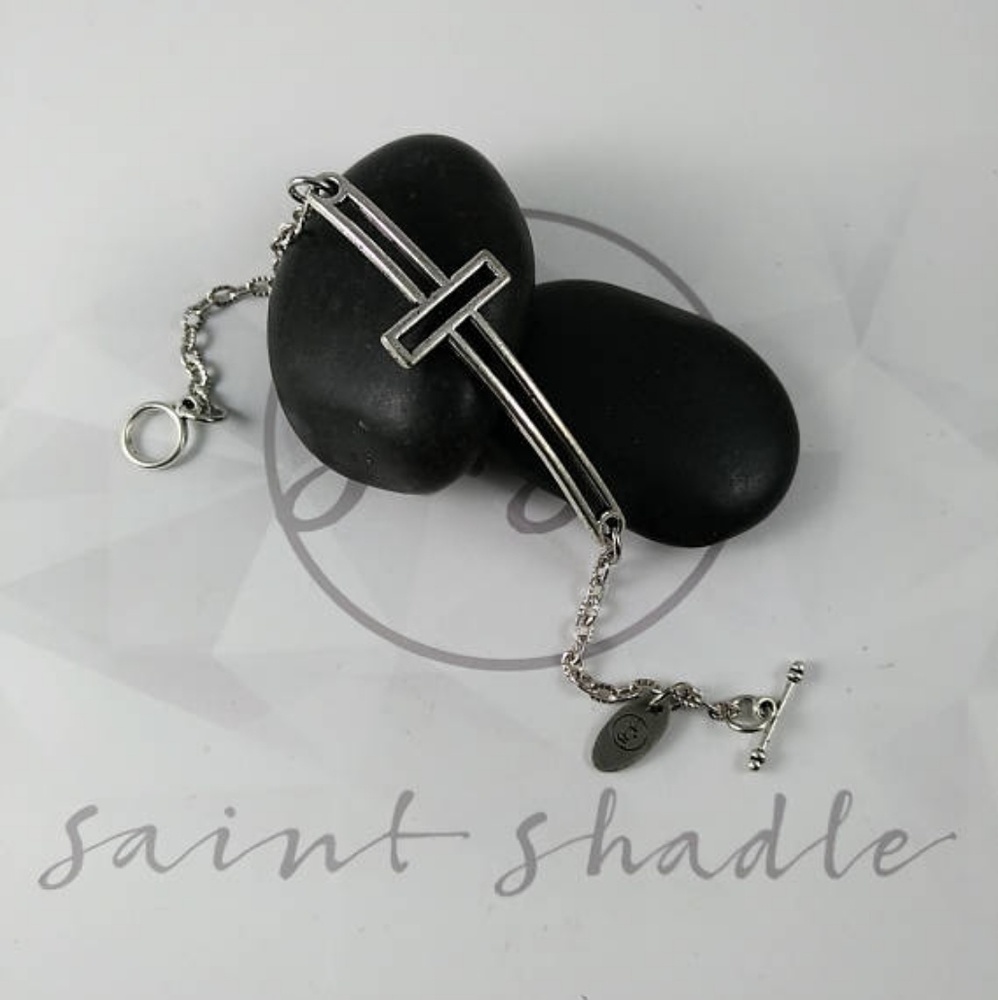 Handmade: Silver cross bracelet